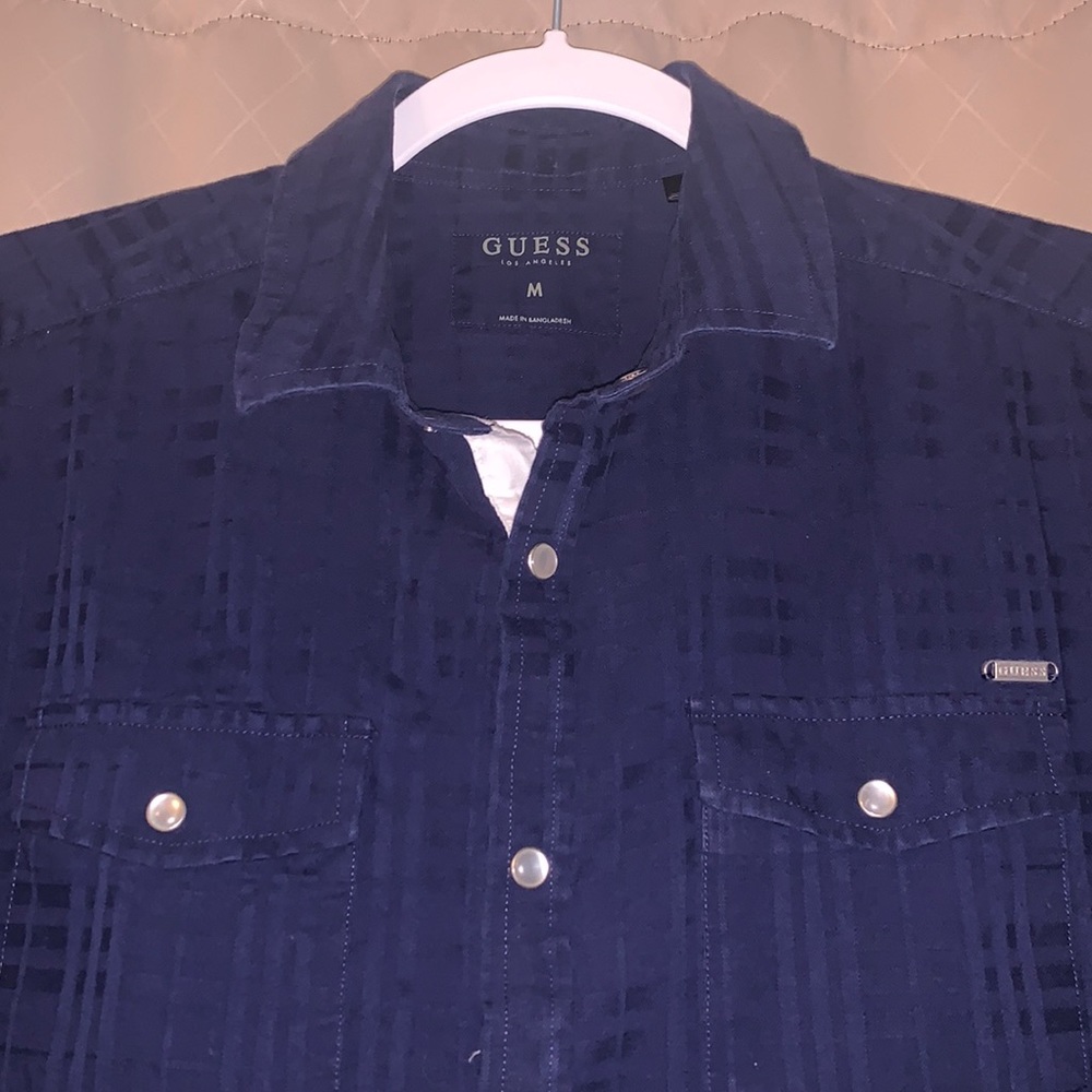 Men’s Guess Button Up Navy Size Medium - image 2